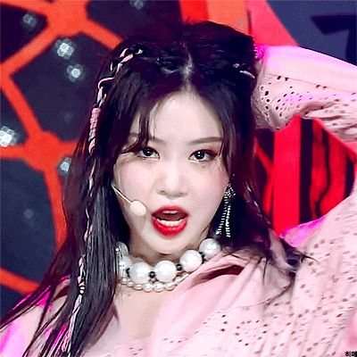 Kpop xuất hiện girlgroup báu vật nhan sắc mới (G)I-DLE: Thành viên hụt BLACKPINK và mặt mộc của em út gây bão MXH - Hình 18