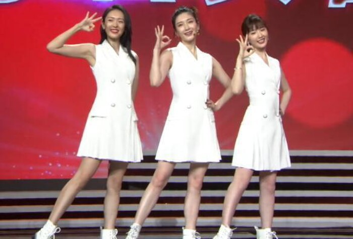 Chọn đồng phục váy trắng 3 nữ chính 30 Chưa Phải Là Hết xinh như nữ  sinh trung học  Phong cách sao  Việt Giải Trí