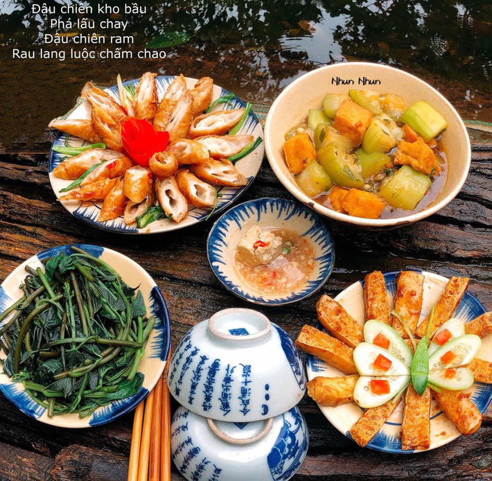 Gái xinh mê nấu ăn đến nỗi quên cả việc lấy chồng, nhìn mâm cơm điểm 10 ai cũng chắc mẩm: Anh nào số hưởng mới lấy được nàng! - Hình 1