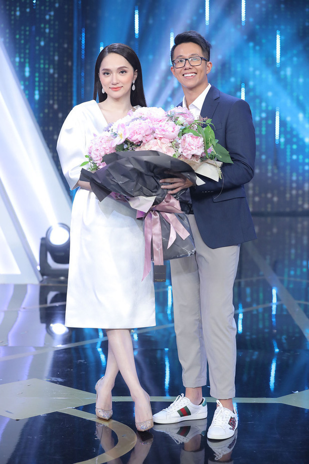 Hòa Minzy tung clip Matt Liu - Hương Giang thân mật skinship, còn thả nhẹ lời nhắn nhủ anh rể tương lai - Hình 4