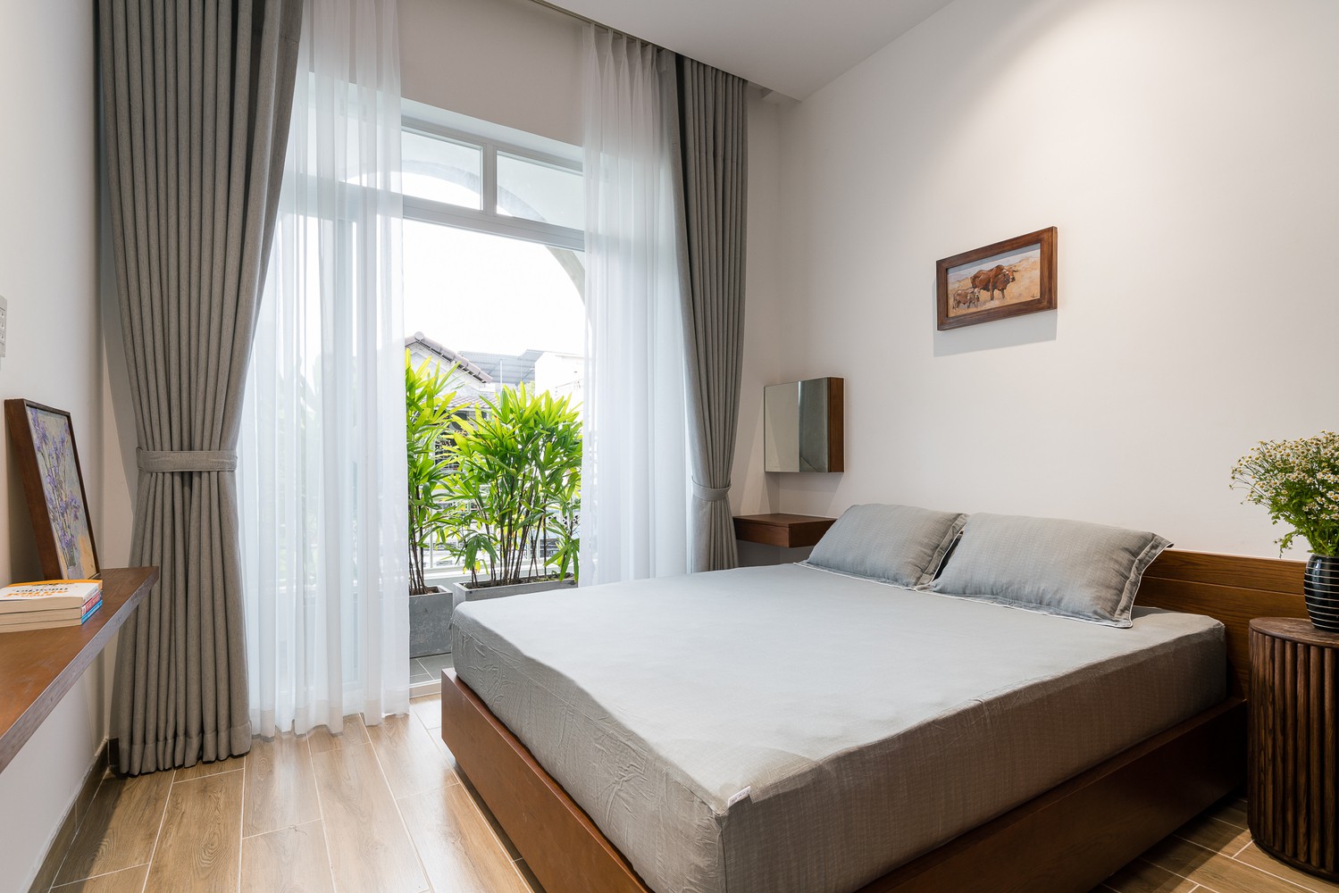 Thay đổi diện mạo cho ngôi nhà cũ - Hình 11
