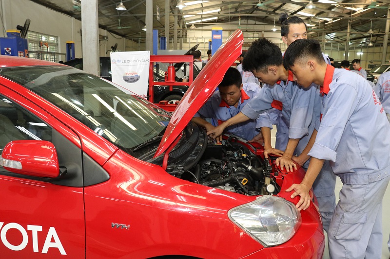 Thi tốt nghiệp nghề Công nghệ ô tô thế nào? - Hình 1