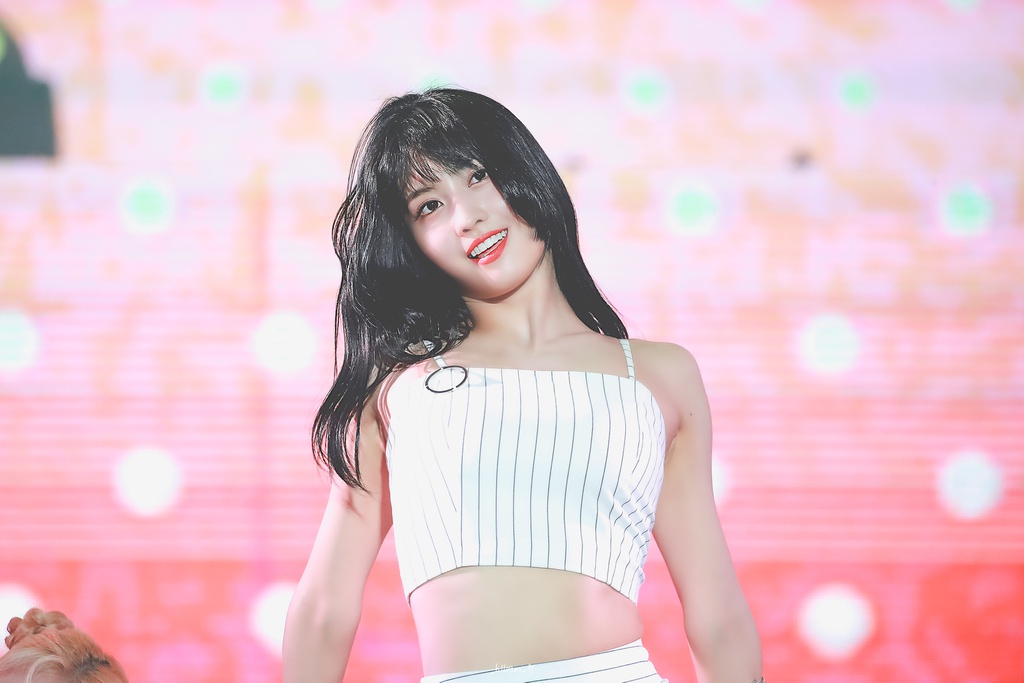 Momo (TWICE) từng giảm 7 kg trong một tuần - Hình 1