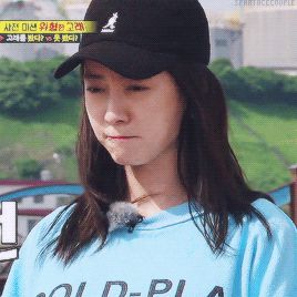 Song Ji Hyo bị chê ngày càng luộm thuộm ở Running Man: Ỷ y vào nhan sắc cân mọi thể loại trang phục? - Hình 12