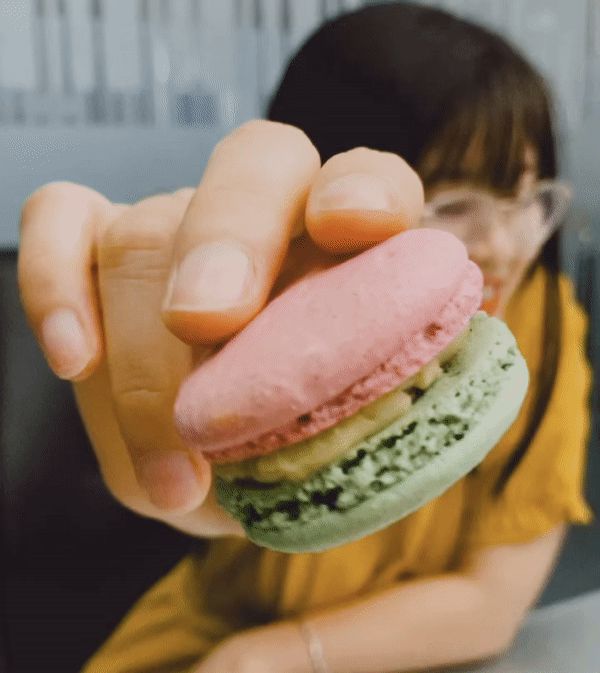 Ăn thử Macaron vị Trung thu mới toanh: Màn đu trend hơi khó tả, nhìn thì mê đấy nhưng liệu có phải gió mới cho team hảo ngọt ngày Rằm tháng 8 này? - Hình 5