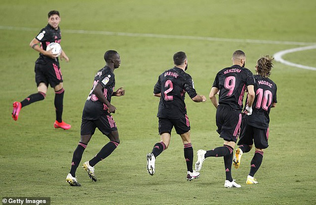 Sergio Ramos marca, el Real Madrid gana su primer partido en La Liga - Imagen 8