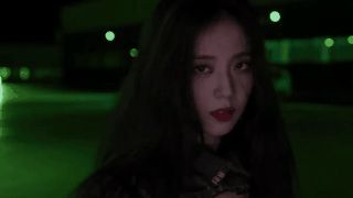 So nhan sắc BLACKPINK trong 32 giây teaser: Hoa hậu Hàn Jisoo vụt sáng, Jennie - Lisa ma mị, Rosé như bị phân biệt đối xử - Hình 8