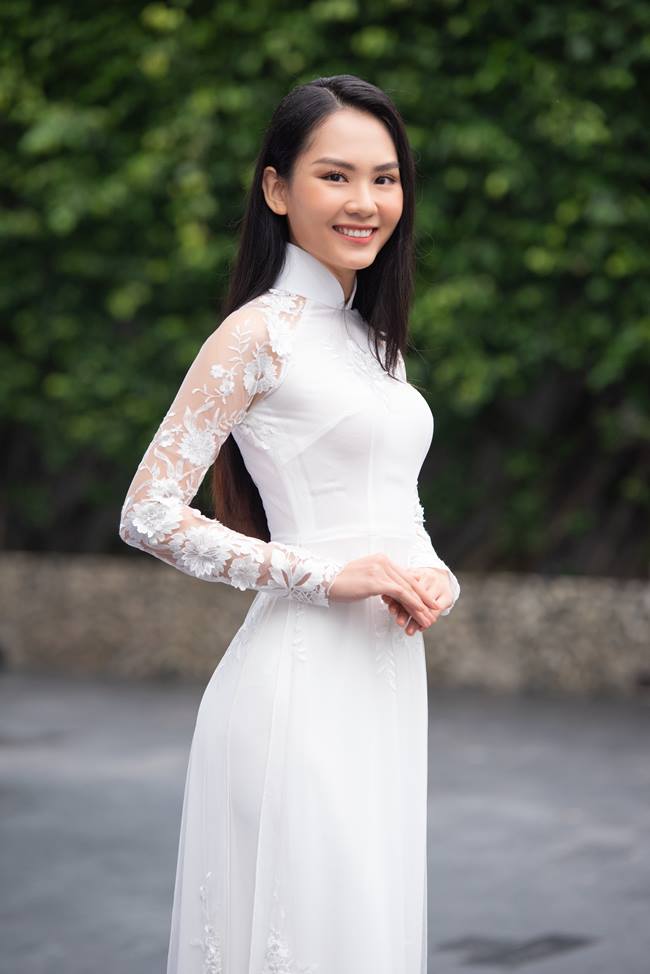 Thí sinh mặc áo dài trắng gây thương nhớ ở sơ khảo Hoa hậu VN phía Nam - Hình 2