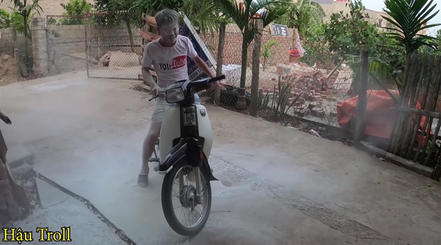 CĐM tranh cãi gay gắt, kêu gọi tẩy chay gia đình Bà Tân Vlog vì loạt clip 'nghèo' ý tưởng, phí phạm thức ăn - Hình 7