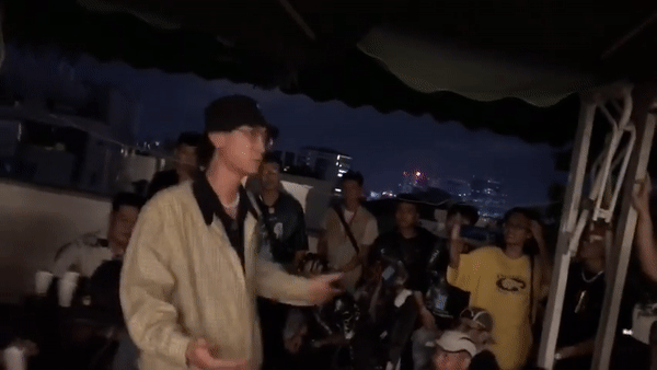 Nguyên team Rap Việt rủ lên sân thượng freestyle căng đét - Hình 6