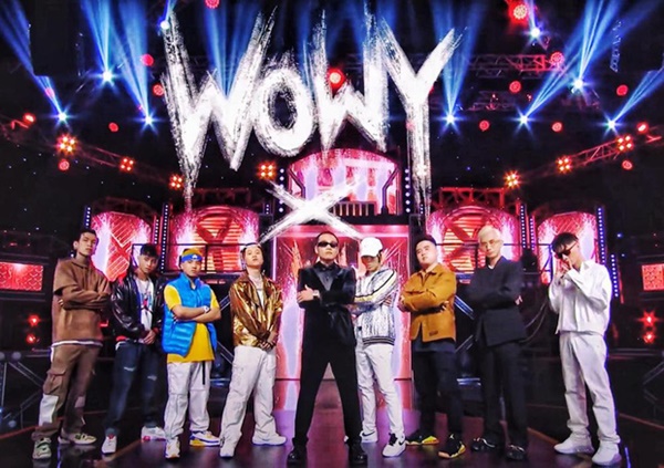 Nguyên team Rap Việt rủ lên sân thượng freestyle căng đét - Hình 3