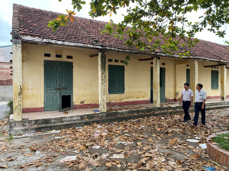 Nhiều học sinh trường tiểu học Kim Đồng (Ninh Bình) đã trở lại trường học - Hình 2