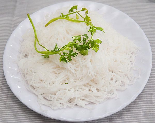 Những lưu ý nằm lòng khi ăn bún - Hình 2