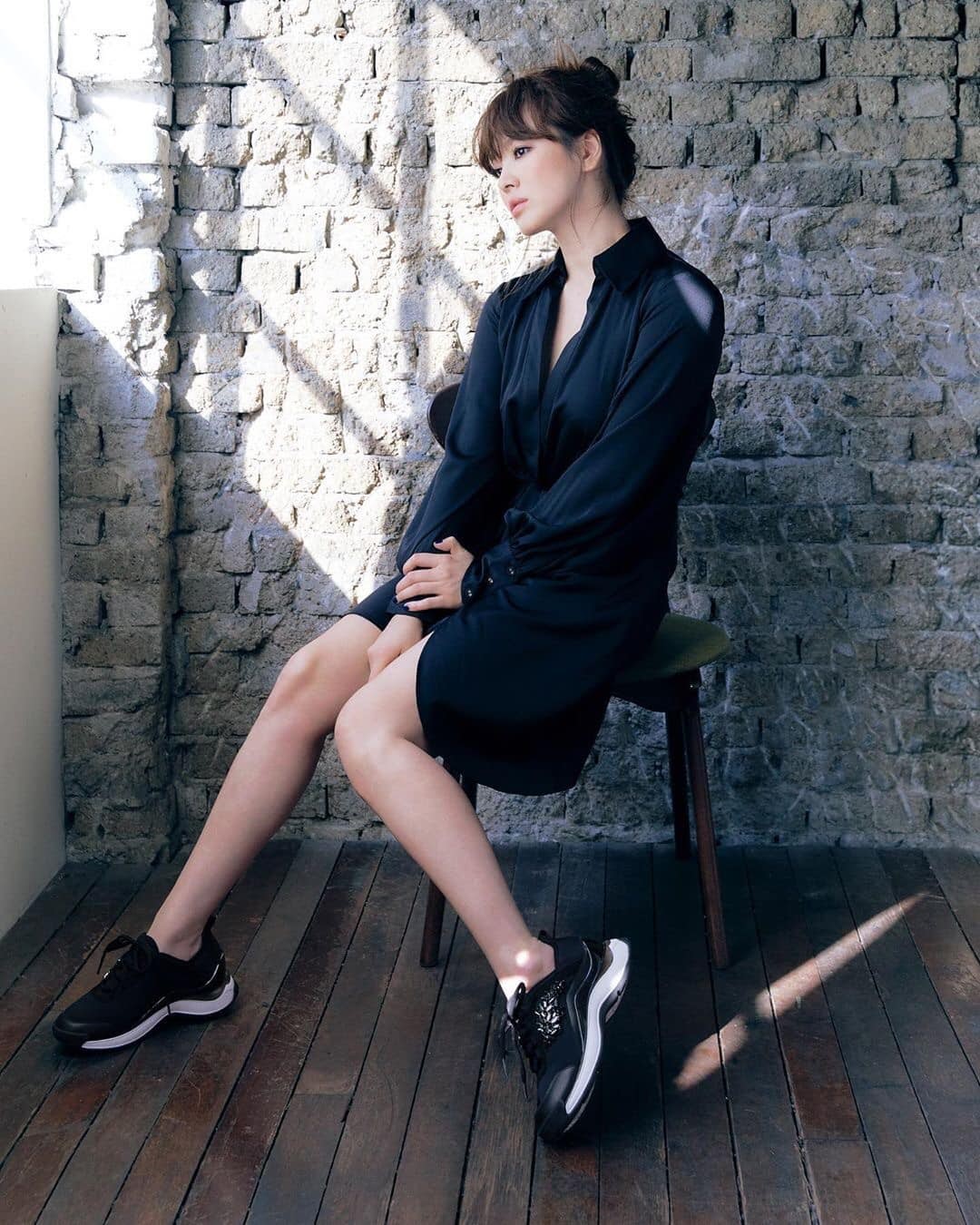 Song Hye Kyo qua ống kính bạn thân, vóc dáng khác một trời một vực so với ảnh tạp chí - Hình 8