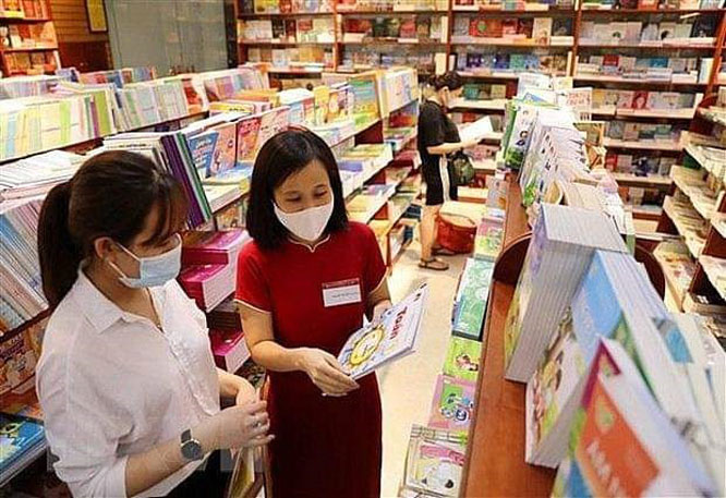 Thành phố Hồ Chí Minh: Yêu cầu cung cấp đầy đủ thông tin về sách giáo khoa sử dụng trong nhà trường - Hình 1