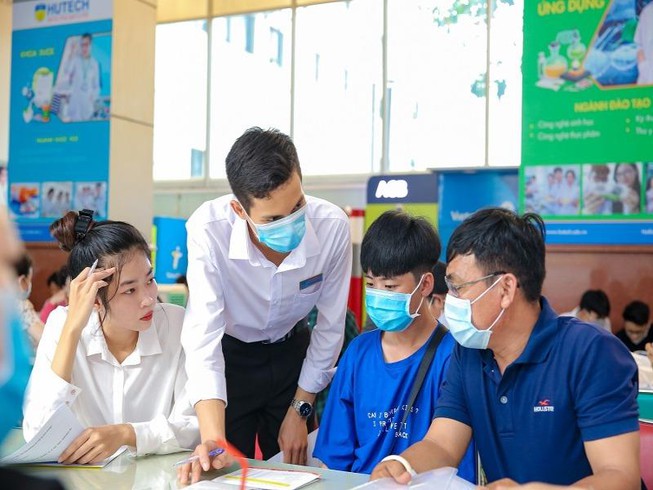 Thêm hai đại học, học viện công bố điểm sàn - Hình 1