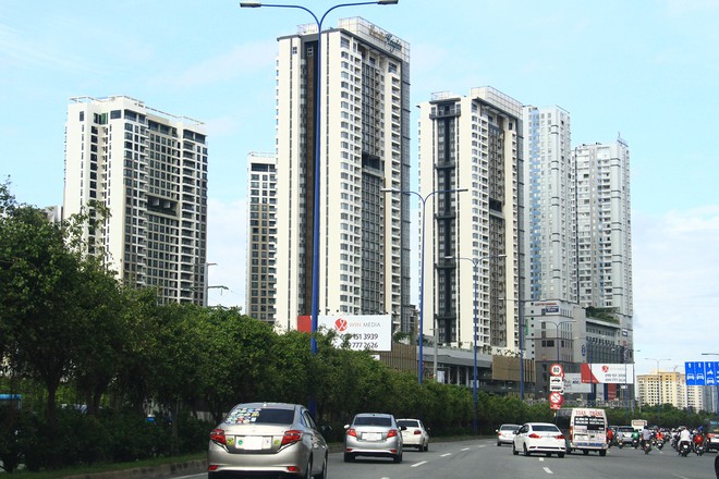 TP.HCM: 8 tháng đầu năm 2020 chỉ thu được 4.453 tỷ đồng tiền sử dụng đất - Hình 1