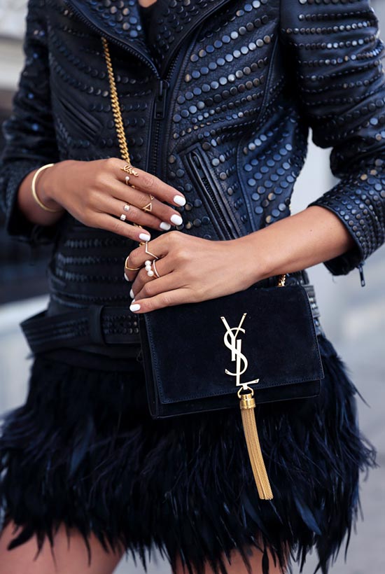 Yves Saint Laurent không thiết kế túi, vậy túi YSL ra đời từ đâu? - Hình 1
