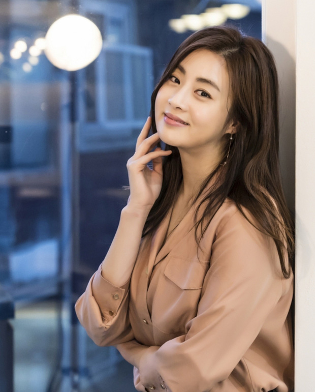 Điểm danh 'tập thể người yêu cũ' của Hyun Bin trước khi hẹn hò Son Ye Jin, tưởng không liên quan ai dè có điểm chung khó ngờ - Hình 7