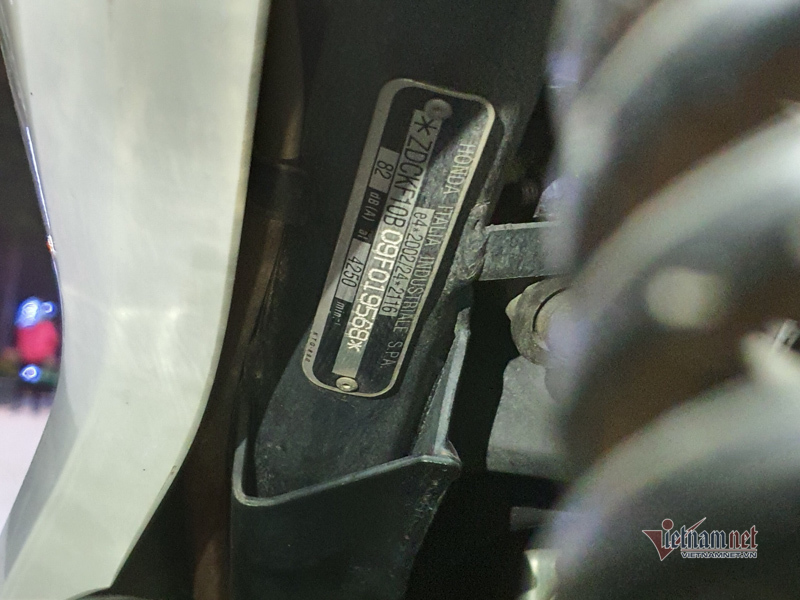 Honda SH hơn 10 năm tuổi biển lộc phát rao bán 180 triệu ở Hà Nội - Hình 6