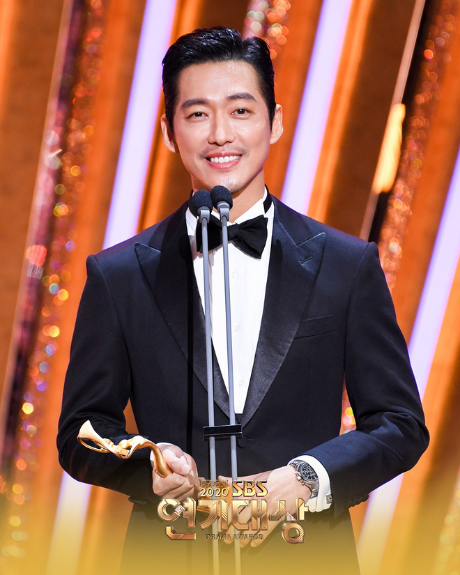Nam Goong Min ẵm cúp Daesang, dàn sao Penthouse càn quét sạch giải thưởng lớn - Hình 1