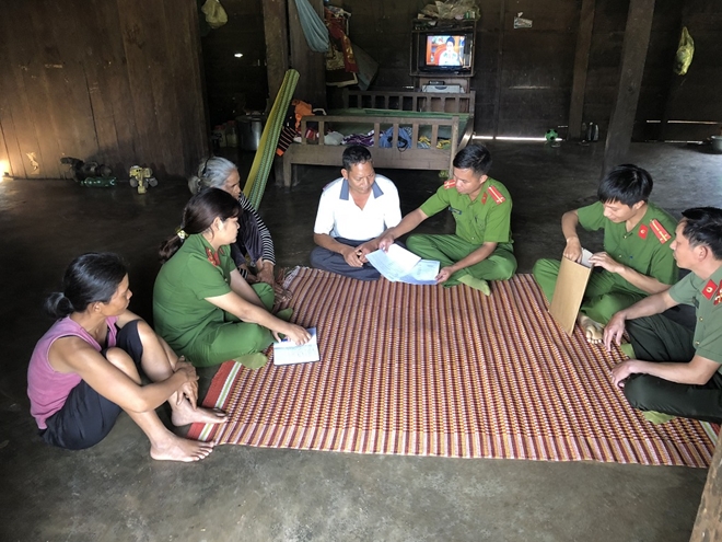 Triệt phá các vụ ma túy và chế tạo, tàng trữ trái phép vũ khí quân dụng - Hình 1