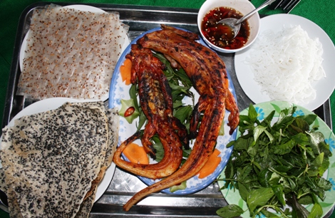 Về Phan Thiết săn tìm món dông ngon trứ danh - Hình 1