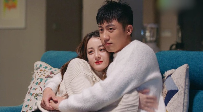 Địch Lệ Nhiệt Ba bị Trương Nghệ Thượng tình cũ của Hoàng Cảnh Du tung tin là tiểu tam giật bồ? - Hình 4