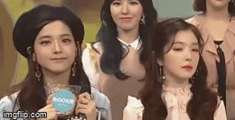 Hot lại khoảnh khắc 2 nữ thần Jisoo (BLACKPINK) - Irene (Red Velvet) cùng khung hình, dư luận bỗng quay xe 180 độ đầy gay gắt - Hình 1