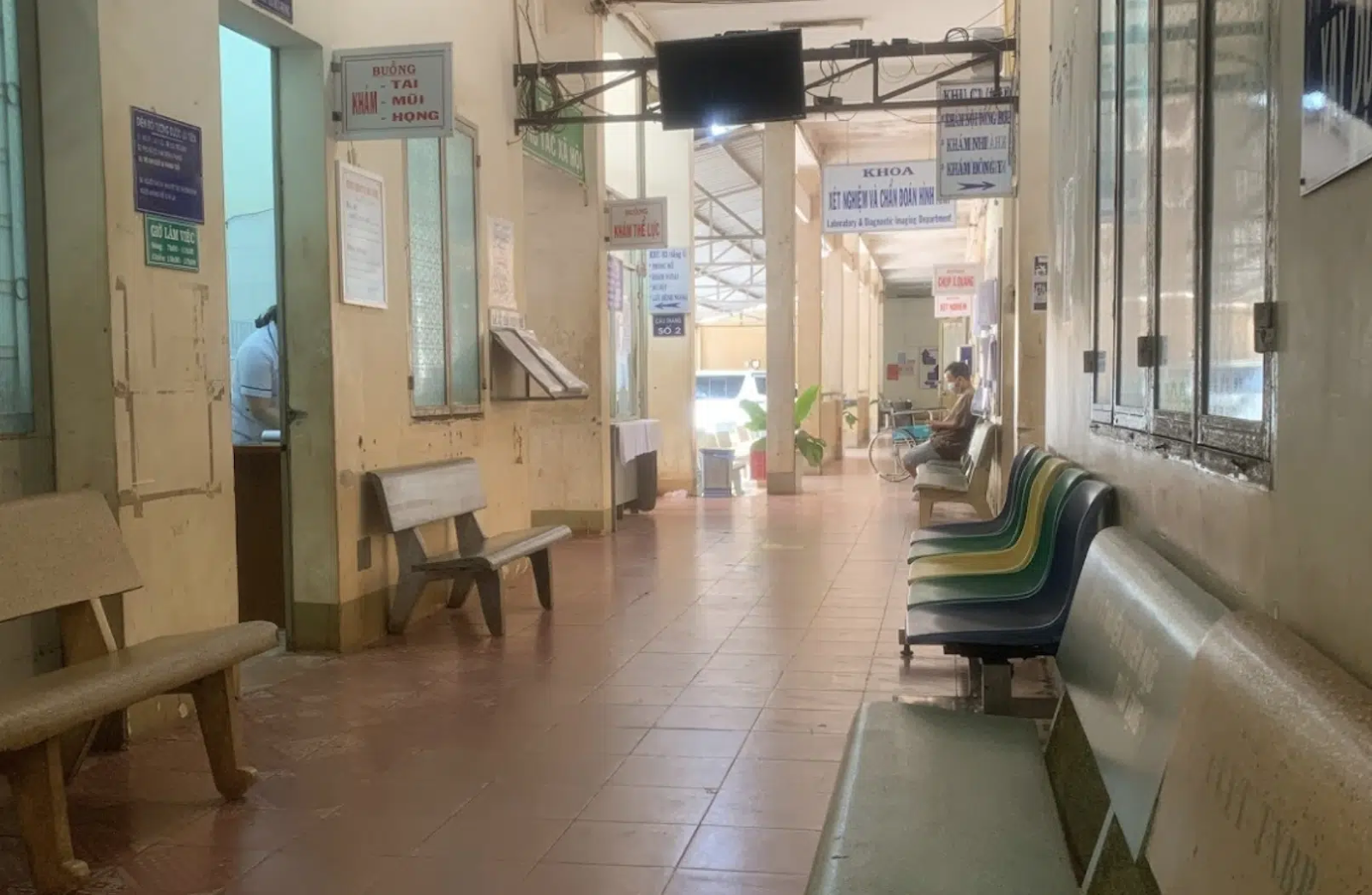 Nữ sinh lớp 7 tự sinh con trong nhà tắm | Tình dục học đường trở nên dễ dãi từ bao giờ? - Hình 9