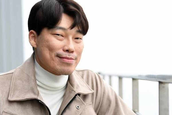 Bae Jin Woong | Tài tử Hàn Quốc bị tố cưỡng bức minh tinh đàn em, còn kiện ngược lại nạn nhân - Hình 4