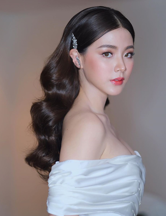 Baifern Pimchanok trong Lừa đểu gặp lừa đảo | Mỹ nhân Thái Lan từng trượt dài vì nghiện ngập - Hình 9