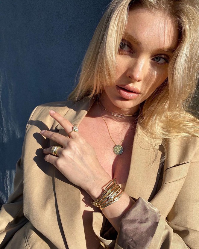 Búp bê Thụy Điển Elsa Hosk mang bầu lớn vẫn quá đỗi gợi cảm - Hình 9