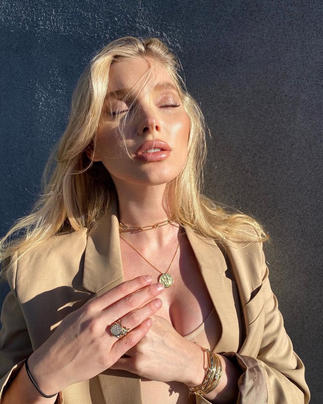 Búp bê Thụy Điển Elsa Hosk mang bầu lớn vẫn quá đỗi gợi cảm - Hình 6