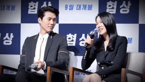 Soi hint của Hyun Bin - Son Ye Jin, thấy loạt điểm bất thường: Từ Baeksang đã giấu nhưng quá lộ, chàng còn cầu hôn luôn rồi? - Hình 23