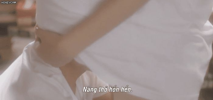 Ai mà ngờ 3 nàng thơ xứ Hàn này từng đóng c.ảnh n.óng đỏ mặt: Sốc nhất là màn k.hoe t.hân trần trụi của Kim Go Eun - Hình 7