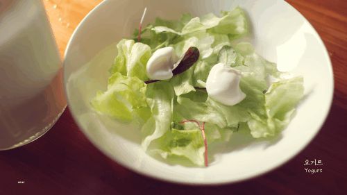 Đang mùa dâu tây, chị em tranh thủ hốt liền vài kg về làm salad: Vừa ngon hết sảy lại tuyệt đối heo-thì - Hình 7