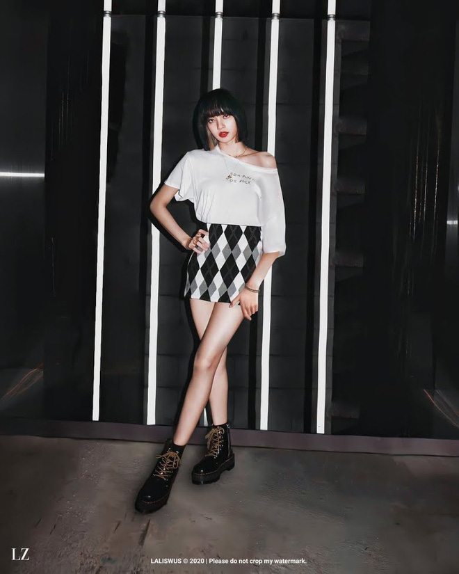 Lisa bất ngờ bị Harper's Bazaar Trung Quốc xoá ảnh, netizen hoang mang