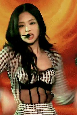 Sốc visual vì BLACKPINK trên show nước Mỹ: Rosé lột xác nóng bỏng trước thềm solo, ai dè Jennie át luôn với vòng 1 bức thở - Hình 2