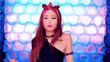 Bật mí sự thật chưa biết về MV Boombayah BlackPink - Hình 6