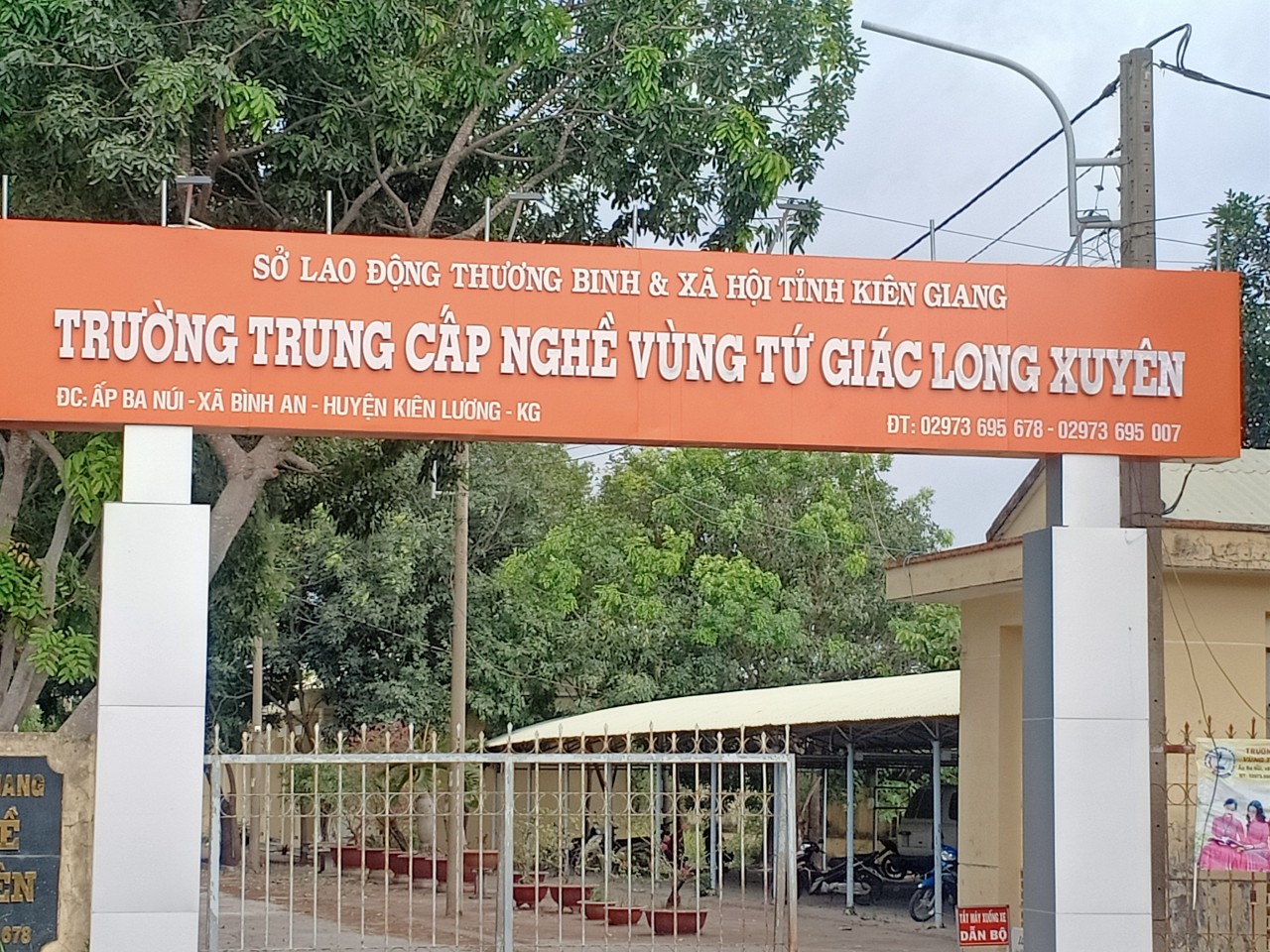 truong trung cap nghe vung tu giac long xuyen nang chu tam khat vong chu tam bec 5491854