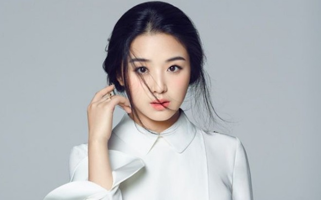 Trương Hàm Vận - Con nuôi Lưu Đức Hoa và người tình tin đồn của Bành Quán Anh - Hình 2