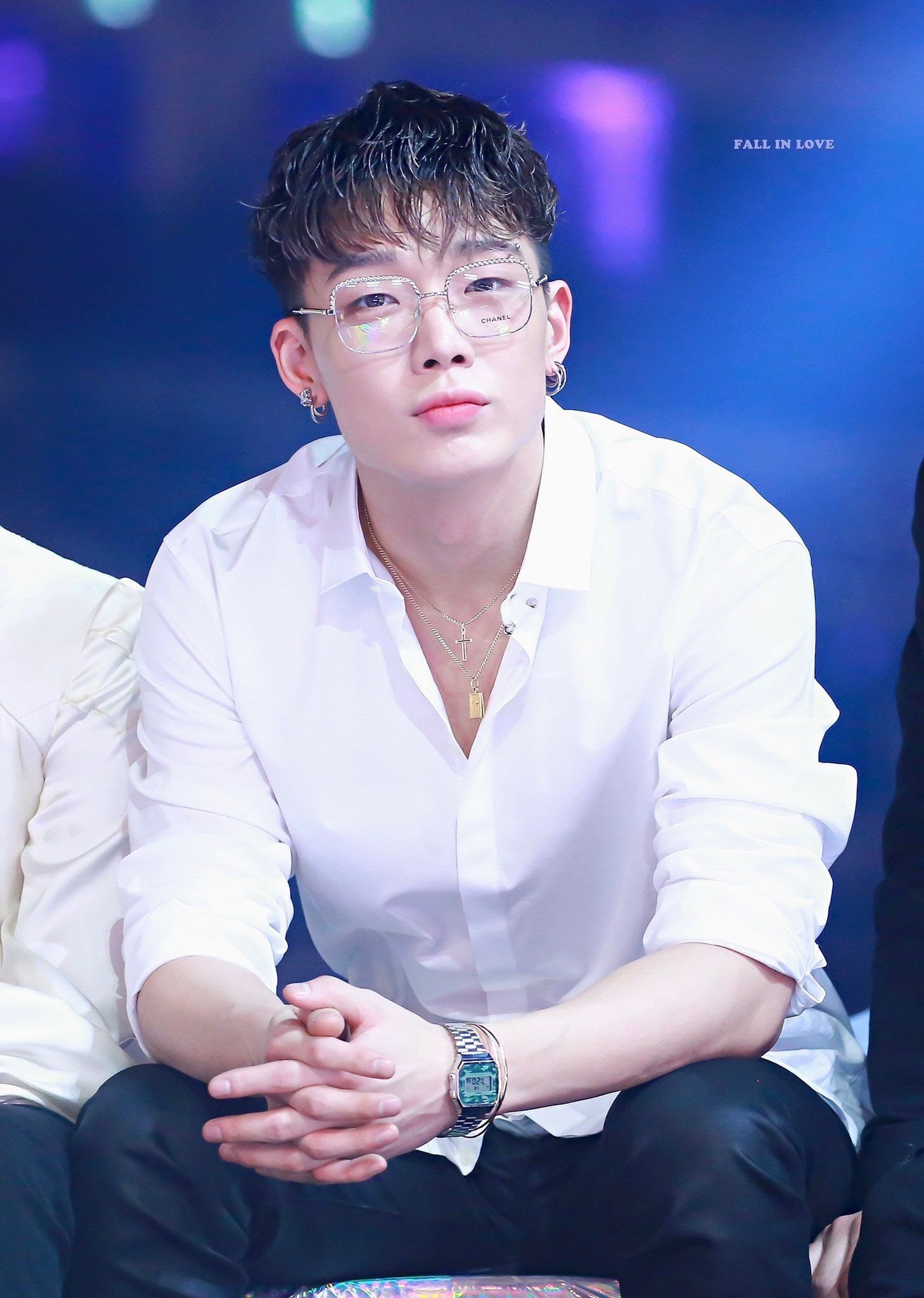 Chen (EXO), Bobby (iKON) và loạt sao bị tẩy chay chỉ vì làm bố quá sớm - Hình 1