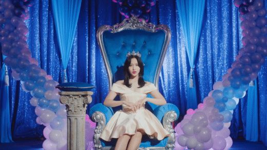 TWICE bùng nổ visual nhưng hát tiếng Anh như tiếng Hàn trong MV mới, netizen ngán ngẩm vì động thái vắt kiệt sức gà nhà của JYP - Hình 14