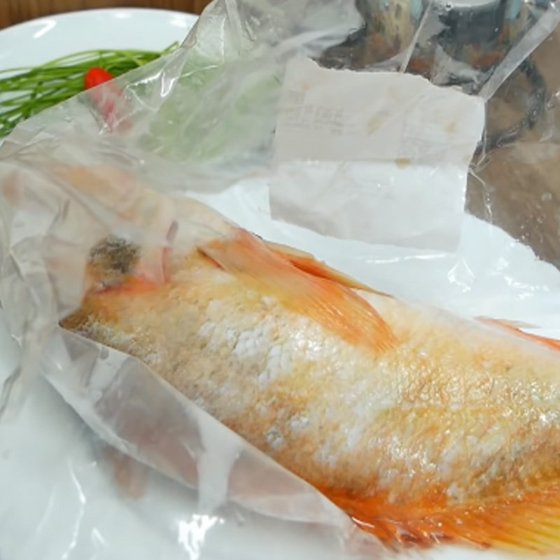 2 cách làm cá hồng hấp xì dầu và hấp bia mềm ngon thơm lừng đậm đà hương vị - Hình 3