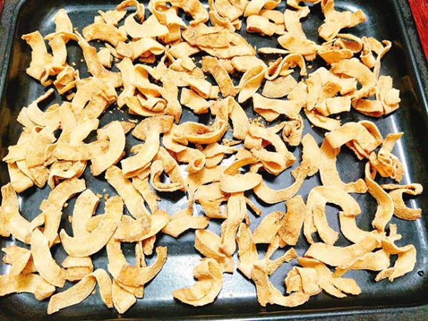 Cách làm dừa khô bùi bùi cực dễ ngay tại nhà - Hình 6