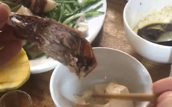 Có người yêu thích ăn món óc, cô gái nghĩ ra cách đánh lừa nhưng dân mạng lại đe doạ... chia tay - Hình 1
