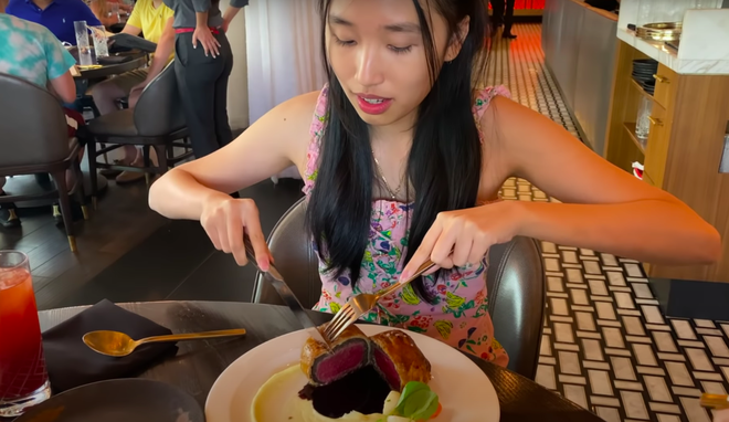 Đẳng cấp giàu có của Jenny Huỳnh: Review hẳn nhà hàng của Gordon Ramsay, gây bất ngờ vì chi phí quá... rẻ! - Hình 10
