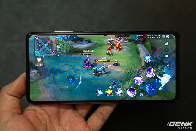 Đánh giá nhanh Samsung Galaxy A52s 5G: Hậu tố s hóa ra không phải làm cho có - Hình 14