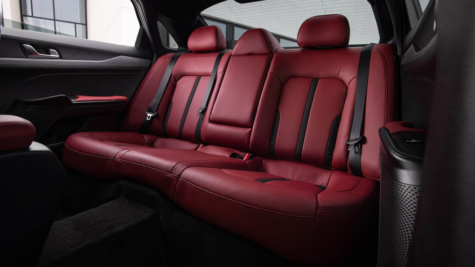 Kia K5 ra mắt thị trường Việt: Đẹp, sang, hiện đại - Hình 8
